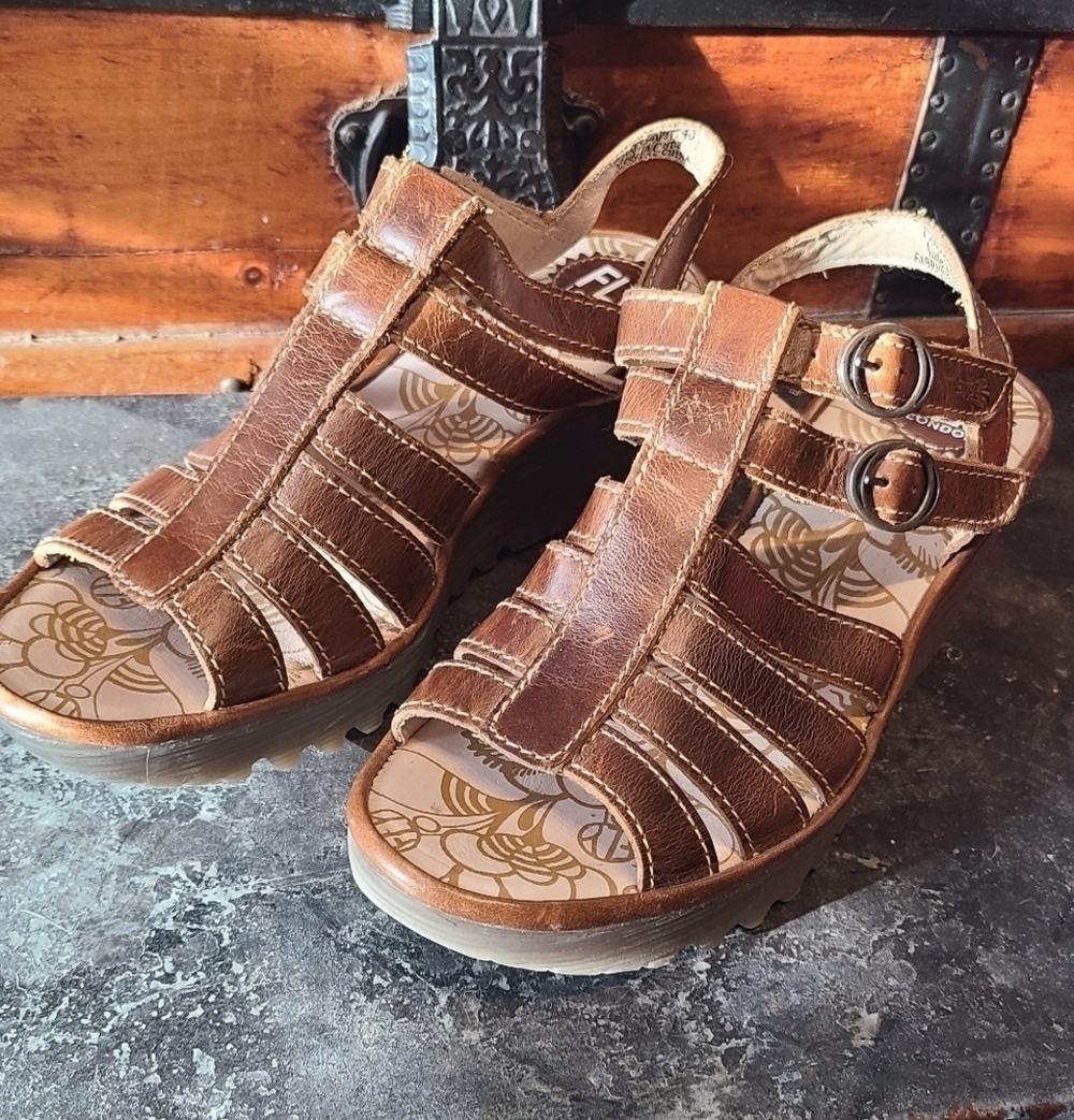NEW Fly London Ygor Rug Gladiator Wedge Sandals